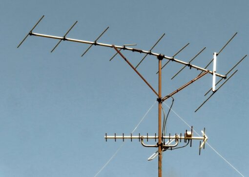 修理完了後のテレビアンテナ｜安定した電波受信を確認